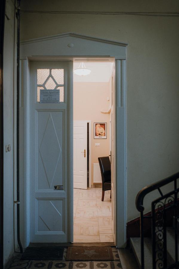 Dozsa Apartman Szeged Exterior photo